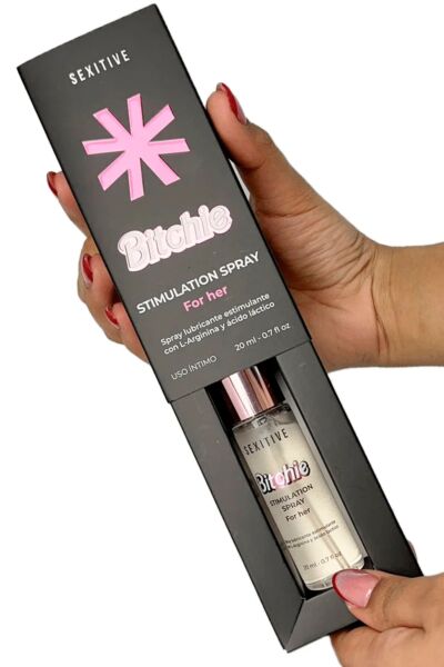 Balení s rozprašovačem stimulačního spreje Sexitive Bitchie Stimulation Spray, 20 ml
