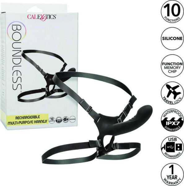 Postroj strap-on CalExotics Boundless se sondou se zahnutou špičkou a popruhy kolem pasu a stehna