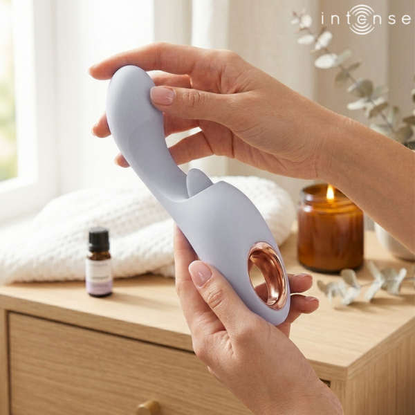 Vibrátor INTENSE Anya s dvojitou stimulací v levandulové barvě