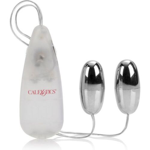 Vibrátor CALEXOTICS VIBRATING BULLETS SILVER DUO s dvojitou stimulací
