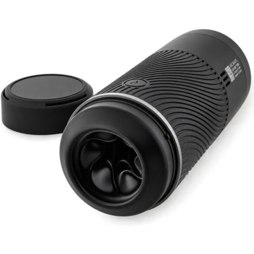 Černý ruční masturbátor ARCWAVE Pow s regulací sání