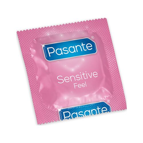 Kondomy Pasante Sensitive Bag 144 kusů s ultra tenkým designem